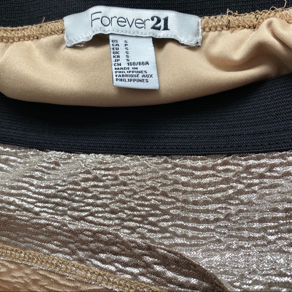 ⚜️Gold/Silver Skirt Forever21 - Picture 6 of 6